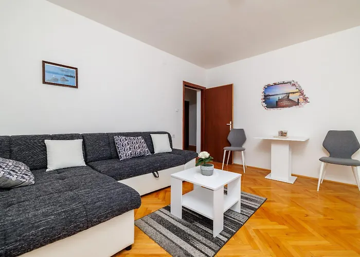 Apartment Meri 2Nd Floor